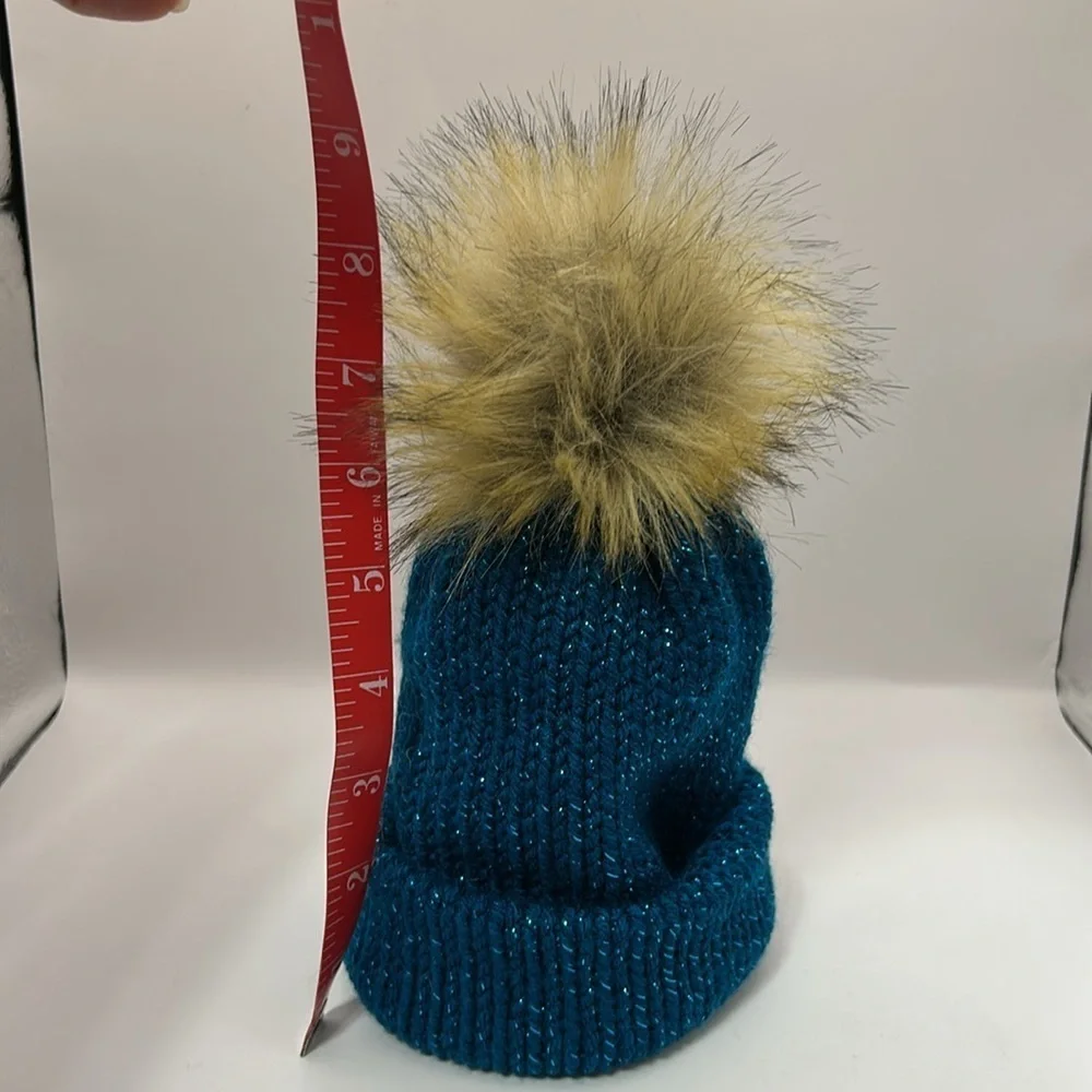 Cozy Blue Knit Pom-Pom Hat for babies and toddlers   Removable Pom-Pom